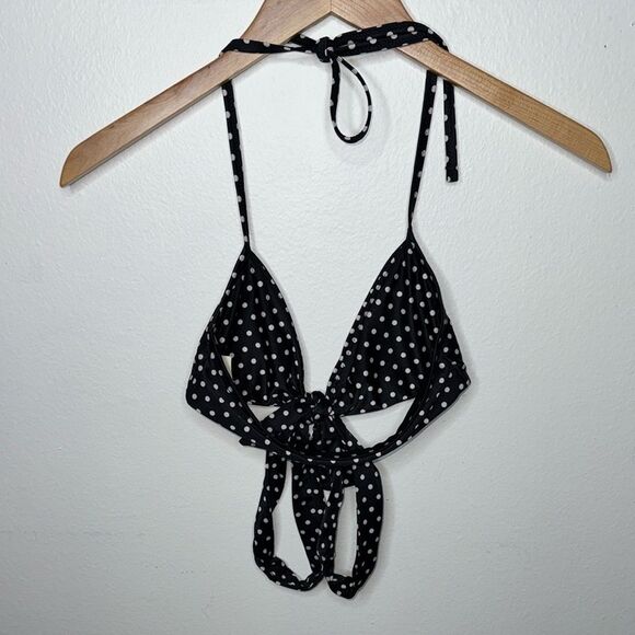 Aerie Black White Polka Dot Halter
Triangle Bikini Swim Top Size XS - Picture 5 of 7